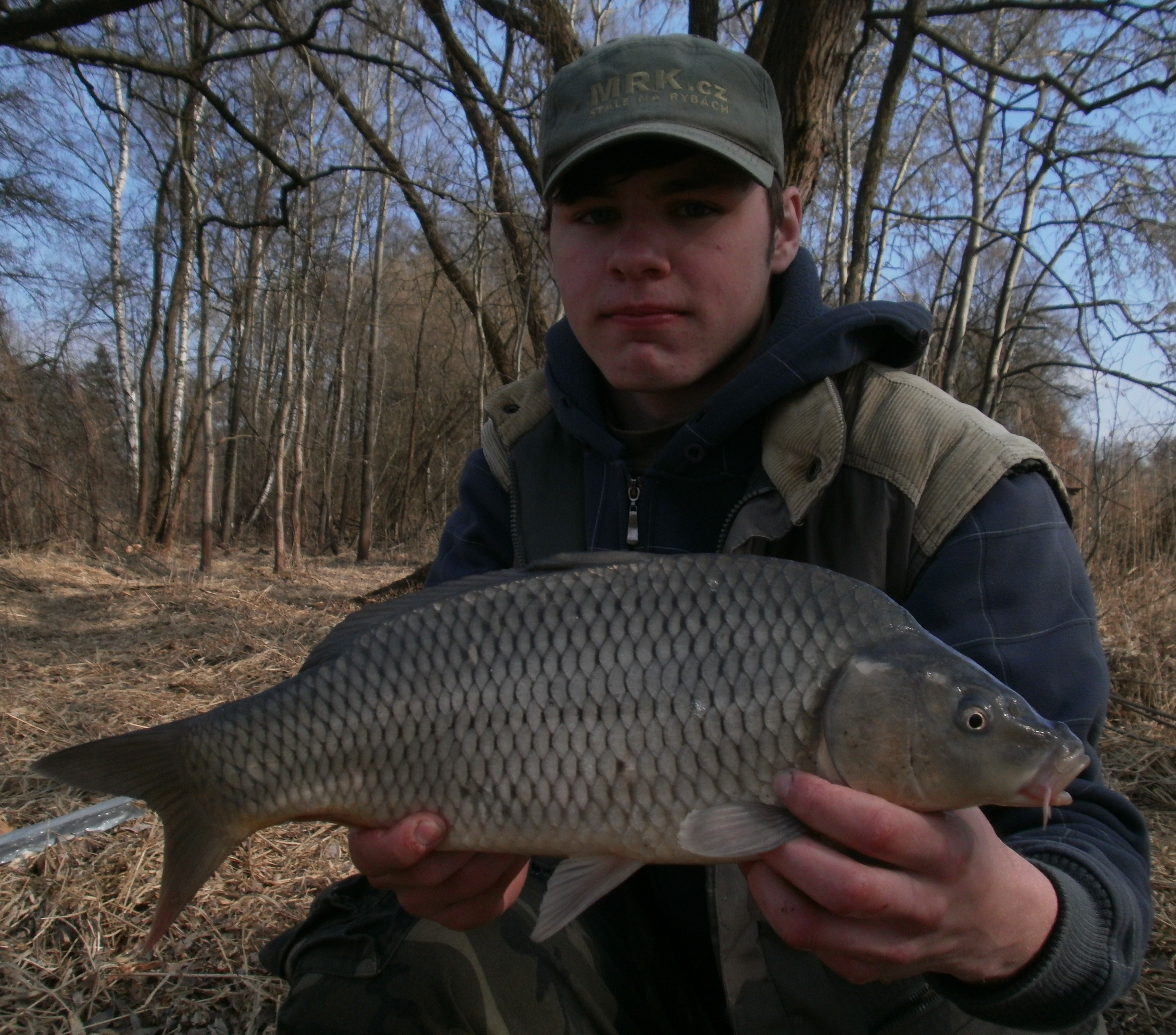 První letošní kapr - 43cm 23.3.11